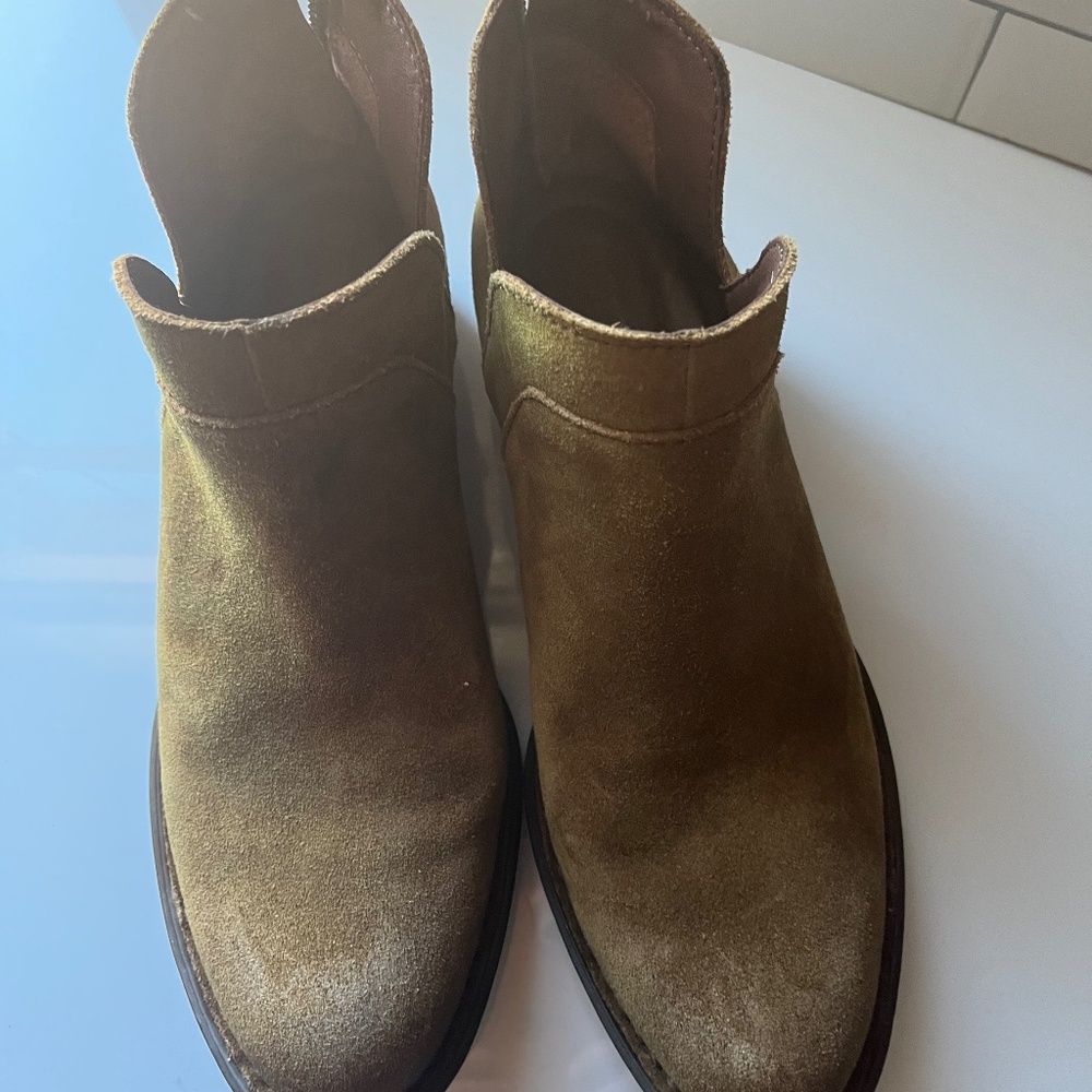Born Tan Suede  Ankle Booties Size 7.5